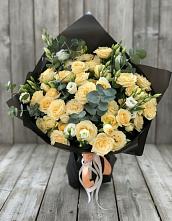 Букет цветов из:  Розы и Лизиантусы #REPLACE_PRED# Дудинке