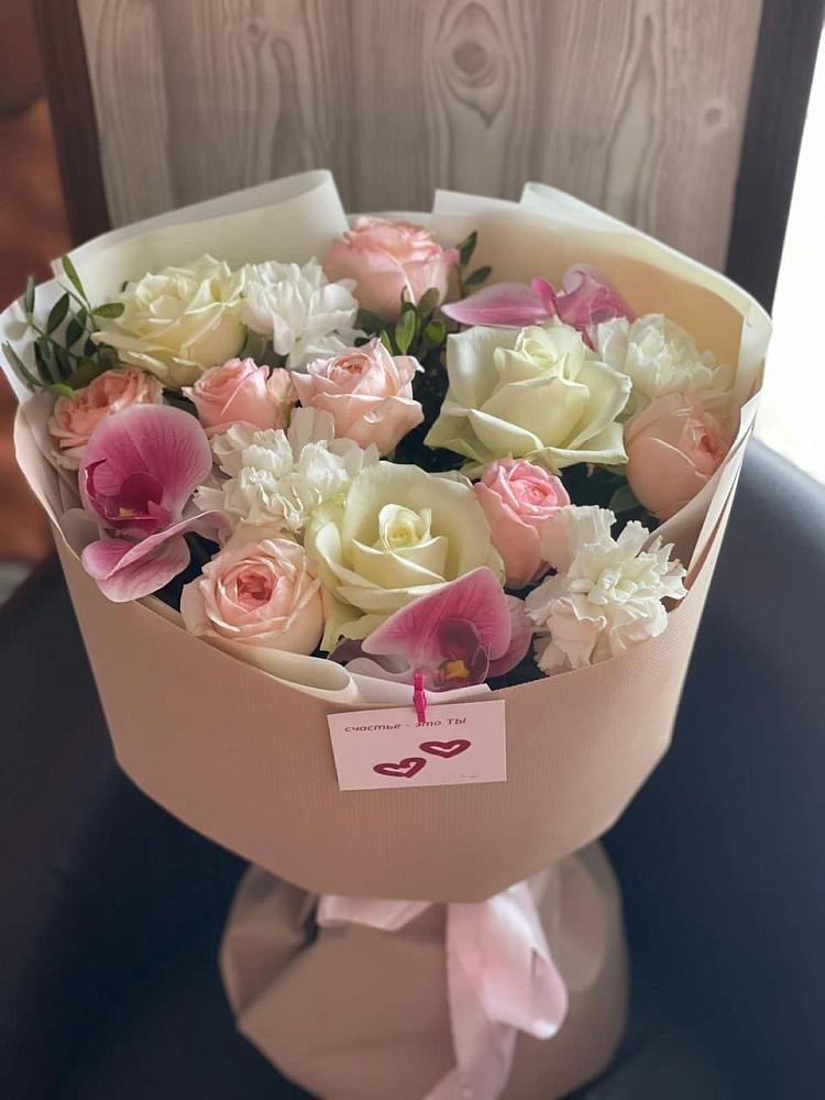 Букет цветов из: Орхидеи, Розы и Гвоздики в Дудинке