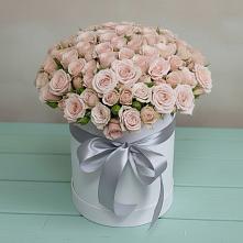 Цветочная композиция из Розы в шляпной коробке #REPLACE_PRED# Дудинке