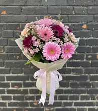 Букет цветов из:  Герберы и Хризантемы #REPLACE_PRED# Дудинке