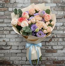 Букет цветов из:  Розы, Лизиантусы и Гвоздики в Дудинке